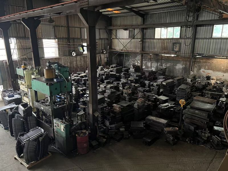 Yimi (Guangzhou) Automotive Parts Co, Ltd خط تولید تولید کننده